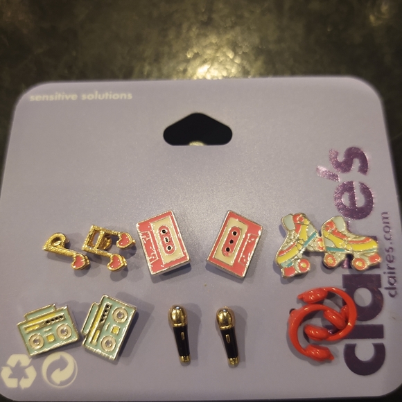 Claire's earrings - Picture 3 of 6